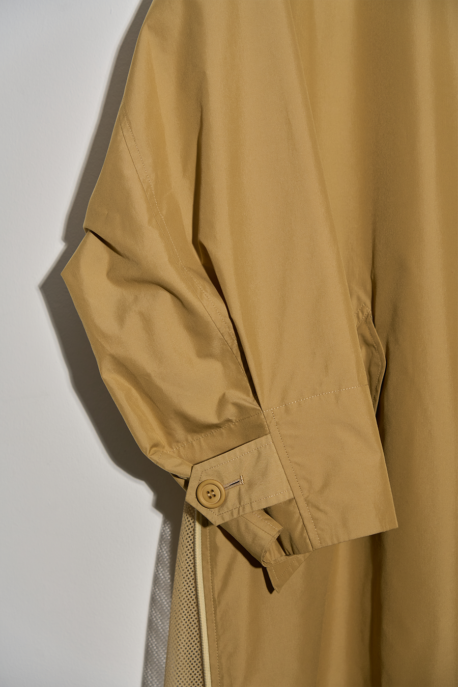 ISSEY MIYAKE WINDCOAT 1990S
