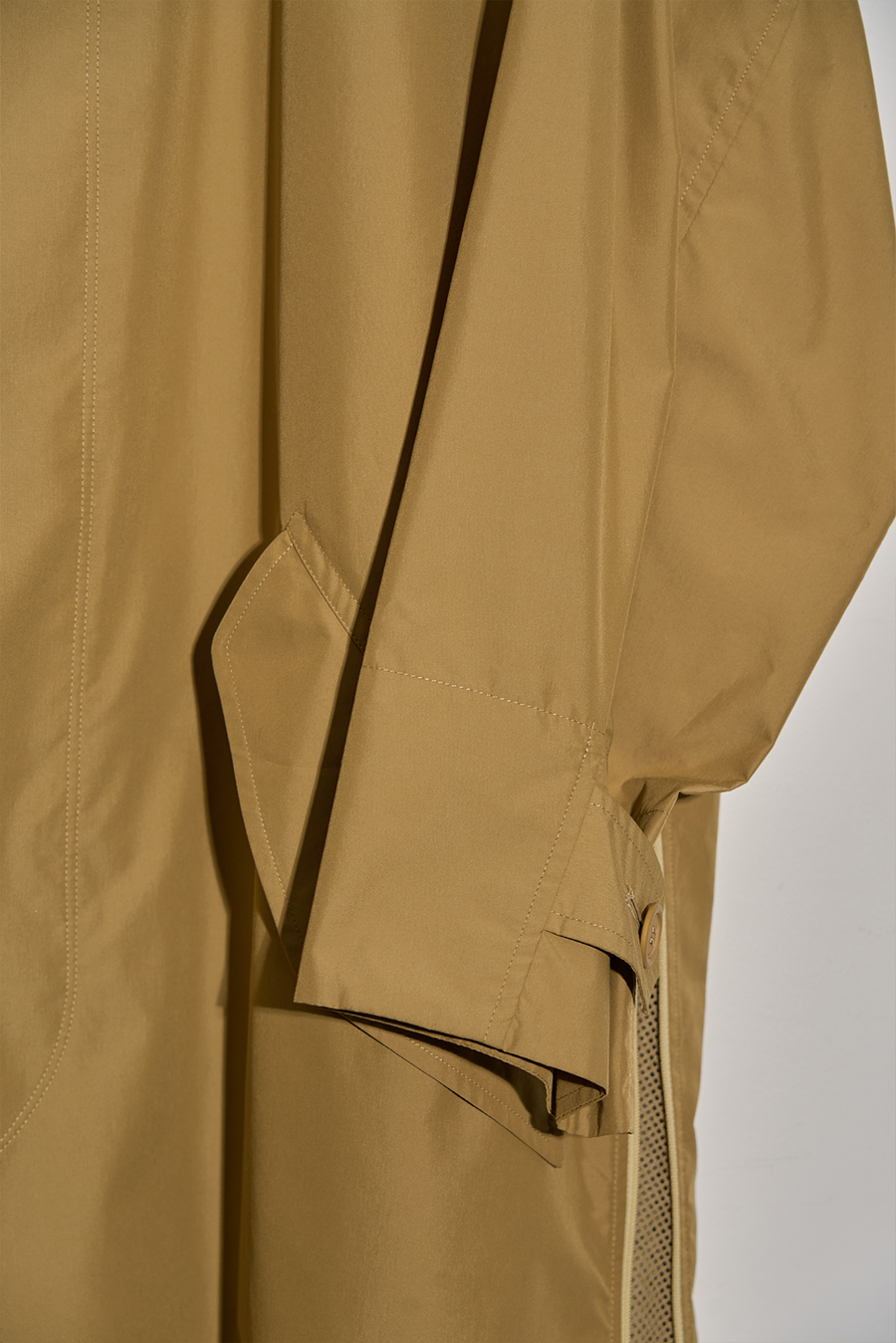 ISSEY MIYAKE WINDCOAT 1990S